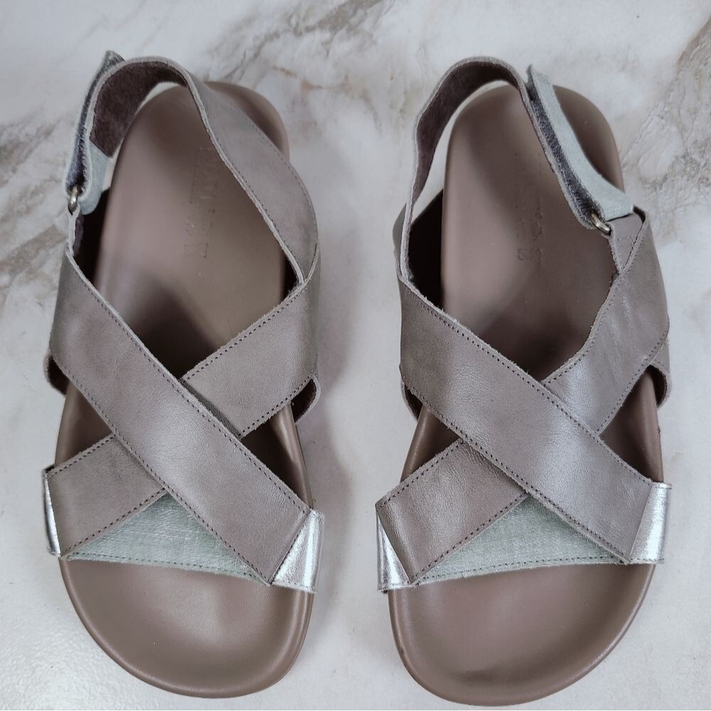 EUC Naot Taupe Teal Leather Criss Cross Ankle Strap Comfort Walking Sandals, 6.5